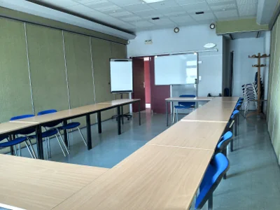 Une salle de réunion de la Maison de l’entreprise